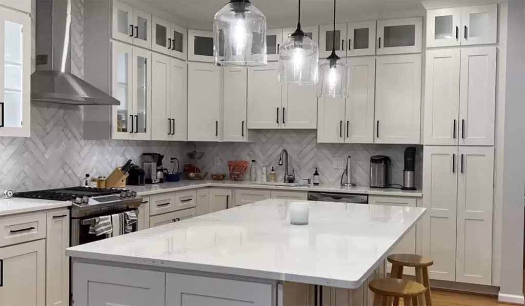 Quartz Countertops in Arlington, VA 3 Kitchen-remodeling-in-Vienna-VA.webp