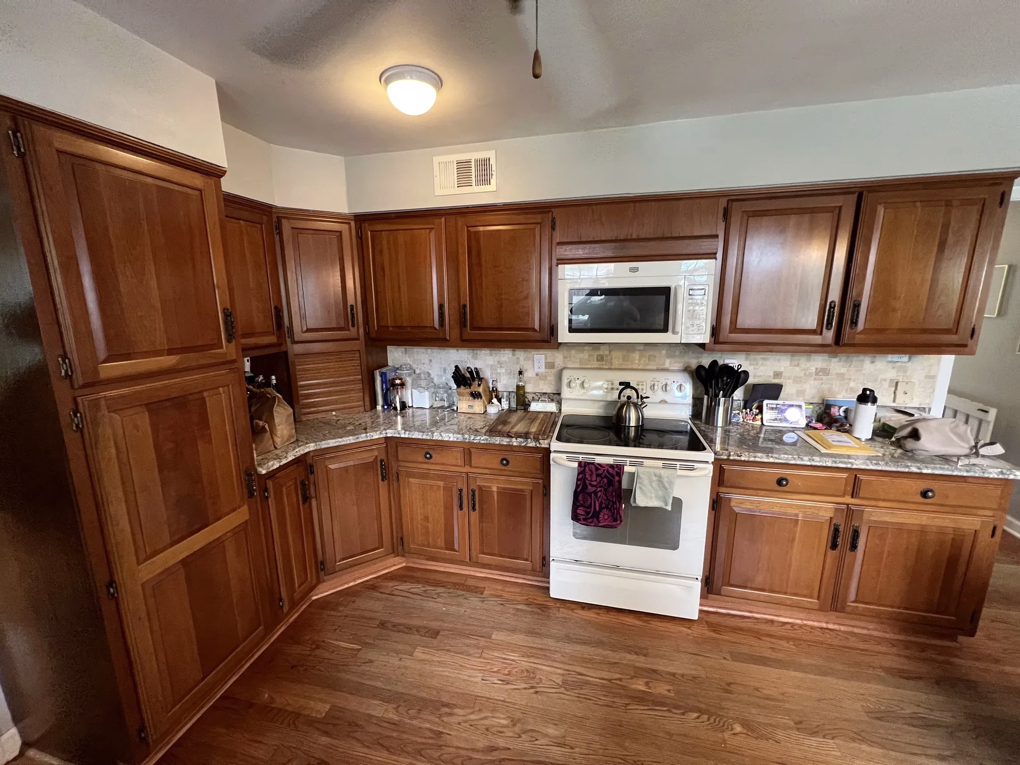 Full-Height Quartz Backsplash Kitchen Remodeling in Silver Spring, MD | Silver Spring Project — before